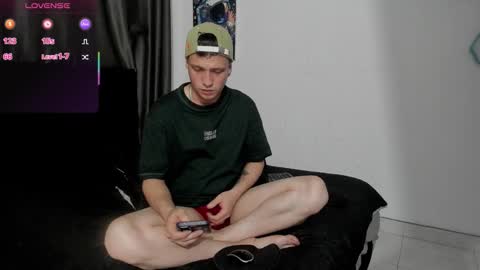 Ryan 15 online show from November 10, 10:53 am