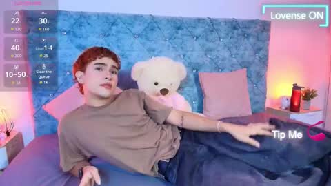 R Y A N   ON   F I R E online show from March 5, 12:12 pm