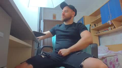 Ryanstone  online show from February 6, 5:37 am