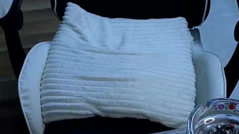 ryanstorm1 online show from November 5, 7:49 pm