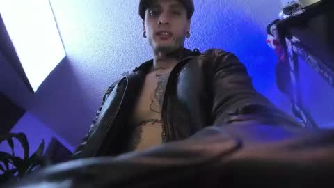 leopmonk help me reach 100 thumbs up online show from November 5, 2:30 pm