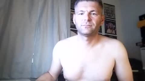 s1y_fox online show from June 11, 2:22 am