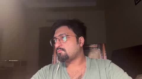 saadiqureshi007 online show from October 4, 8:35 pm