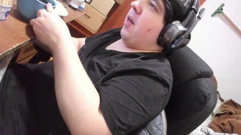 1141323  my Lord Mister Max   moms treasure online show from March 30, 10:00 pm