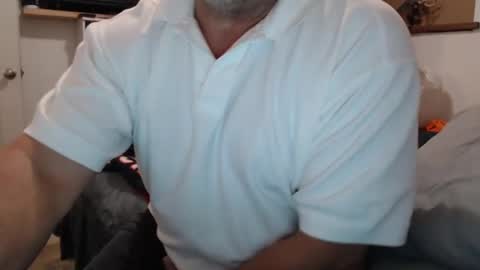 dadbod online show from November 18, 6:44 pm