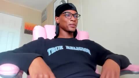 Saeonyx online show from April 24, 2:30 pm