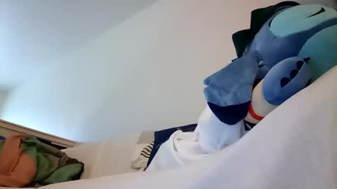 salis1981 online show from February 1, 5:58 pm