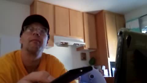 salis1981 online show from October 31, 7:50 pm