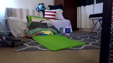 salis1981 online show from February 15, 2:58 am