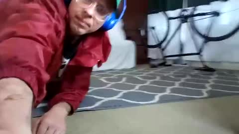 salis1981 online show from February 16, 5:48 pm