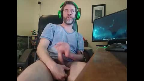 salrelative2u4uwithu88 online show from April 16, 8:20 pm