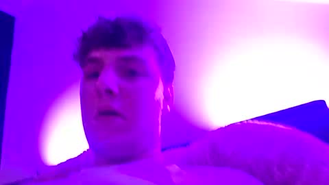 sam618072 online show from June 21, 5:51 pm