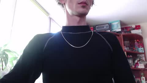 sam_skywalker online show from April 15, 12:38 pm