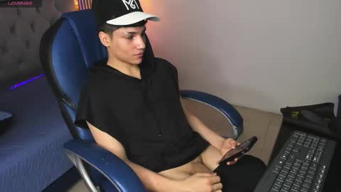 Sam online show from February 18, 3:53 pm