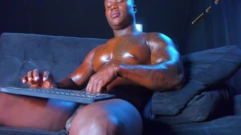 SAM online show from December 9, 9:33 pm