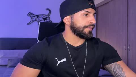 Sam Dornan online show from February 19, 9:14 pm