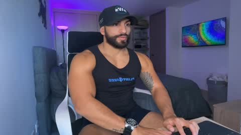 Sam Dornan online show from January 20, 4:01 pm