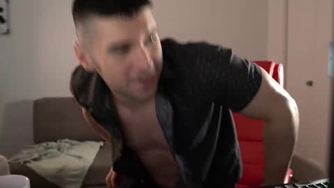 Sandow online show from March 25, 10:14 pm