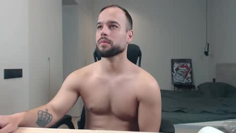 DeAlex online show from April 15, 8:14 am