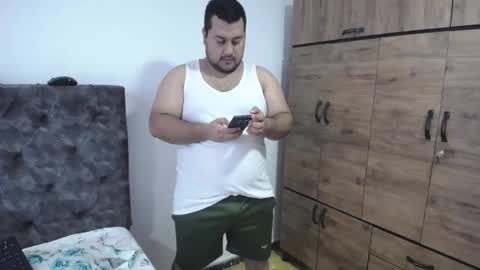 Snapshot of santi_hothot chatting on October 23, 7:06 pm Santiago online show from October 23, 7:06 pm