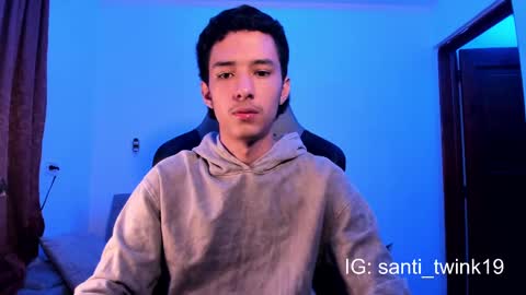 Snapshot of santi_twink19 chatting on December 17, 10:01 am santi_twink19 online show from December 17, 10:01 am