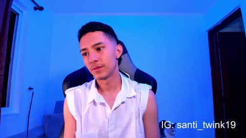 Snapshot of santi_twink19 chatting on December 25, 9:34 am santi_twink19 online show from December 25, 9:34 am