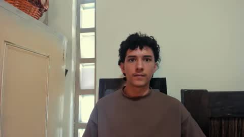 Snapshot of santi_twink19 chatting on October 15, 7:21 pm santi_twink19 online show from October 15, 7:21 pm