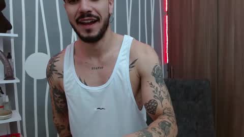 Santy Torres online show from October 2, 3:10 am