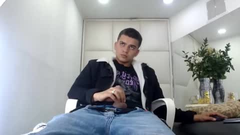 SanttiiBuck online show from February 27, 12:39 pm