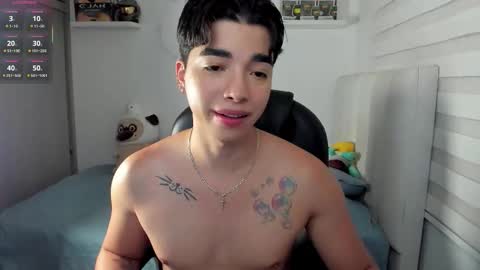 Mr. Santiago online show from February 3, 1:27 pm