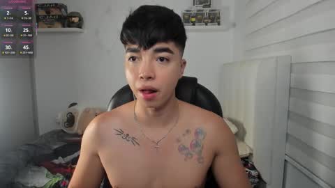 Mr. Santiago online show from February 24, 1:34 pm