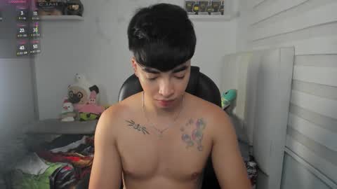 Mr. Santiago online show from February 25, 1:45 pm