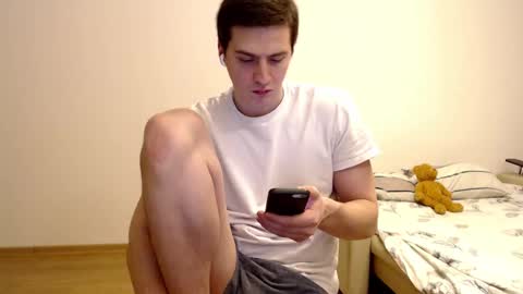 Snapshot of sasha_calvin chatting on January 25, 4:46 pm sasha_calvin online show from January 25, 4:46 pm