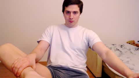 Snapshot of sasha_calvin chatting on March 5, 12:11 pm sasha_calvin online show from March 5, 12:11 pm