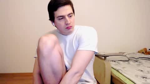 Snapshot of sasha_calvin chatting on March 4, 2:06 am sasha_calvin online show from March 4, 2:06 am