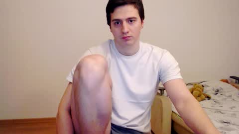 Snapshot of sasha_calvin chatting on March 1, 6:21 pm sasha_calvin online show from March 1, 6:21 pm