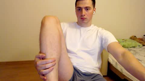 Snapshot of sasha_calvin chatting on September 8, 5:12 pm sasha_calvin online show from September 8, 5:12 pm