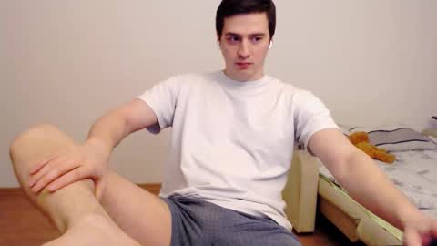 Snapshot of sasha_calvin chatting on February 1, 12:47 pm sasha_calvin online show from February 1, 12:47 pm