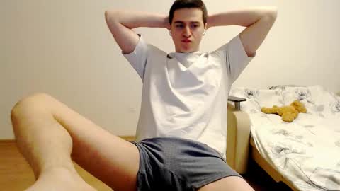 Snapshot of sasha_calvin chatting on December 31, 1:15 am sasha_calvin online show from December 31, 1:15 am