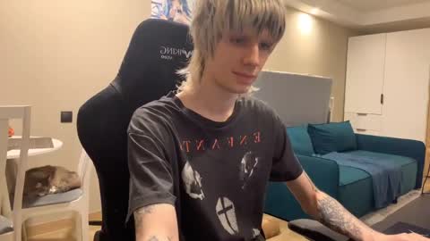 Satoshi online show from April 19, 9:17 pm