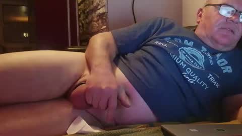 saugeil123 online show from February 23, 9:27 pm