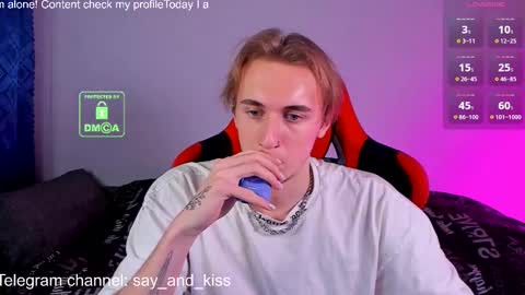 sayfer online show from March 8, 10:56 pm