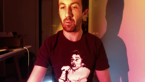 Hans Hammer online show from December 9, 5:18 am