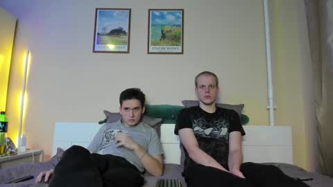 Thomas brunette and Alex blond online show from December 2, 10:54 pm