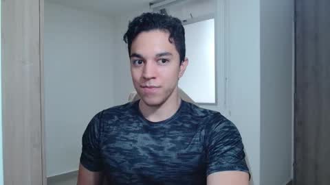 Snapshot of scott_brasher1 chatting on January 10, 8:37 pm Twitter Scott brasher1 Instagram Camiloestuardo2 online show from January 10, 8:37 pm