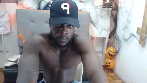 Snapshot of scottdamar chatting on October 20, 7:18 pm Damar online show from October 20, 7:18 pm