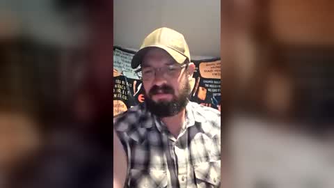 scruffymcbaggins online show from August 7, 3:57 am