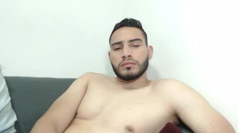 seank_noszka online show from January 8, 1:41 pm