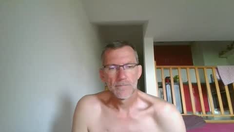 seb846894 online show from May 26, 5:58 am