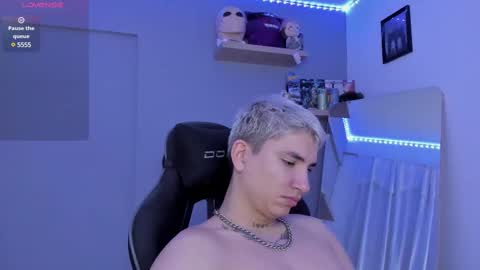 Sebastin online show from February 17, 4:26 pm